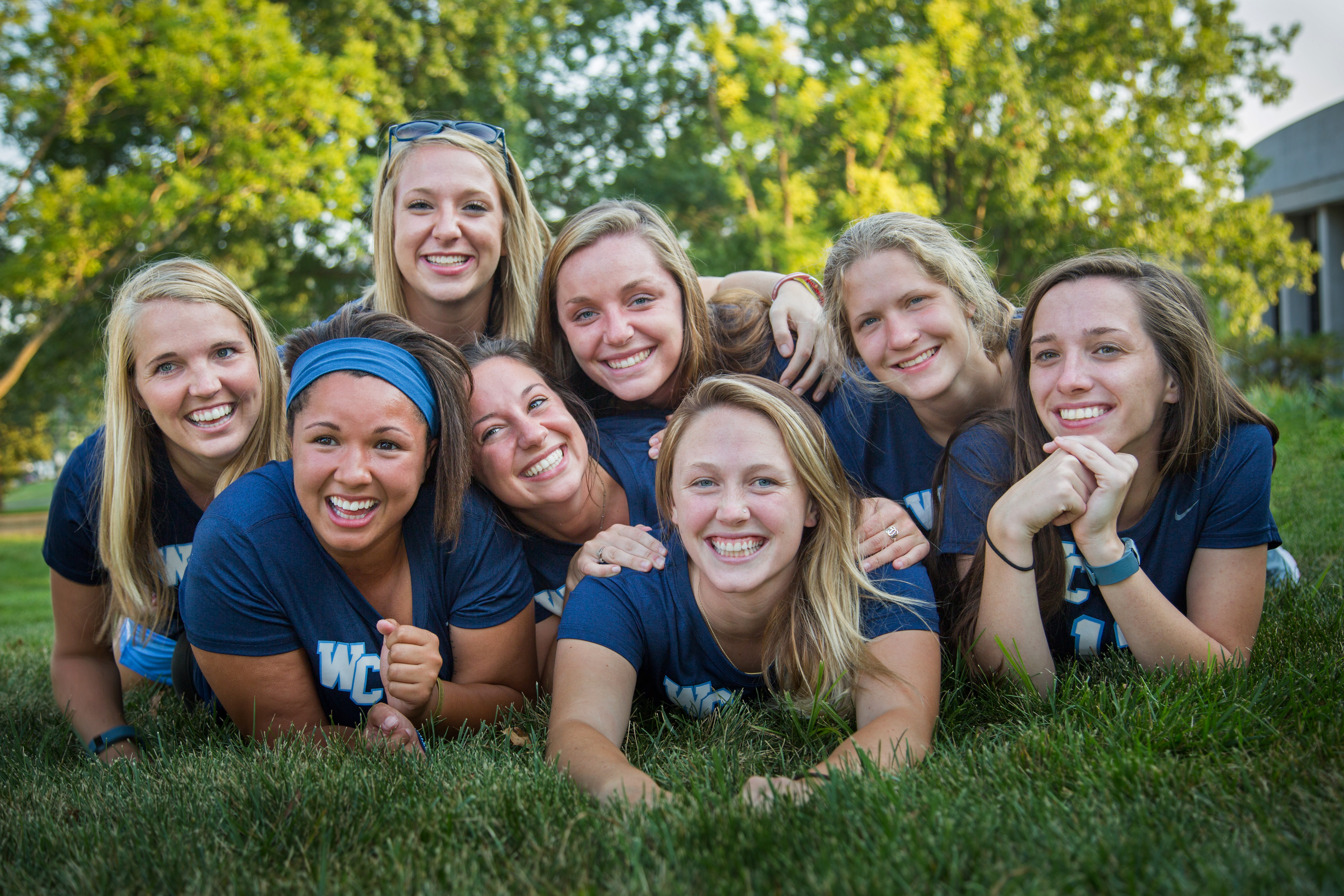 Incoming freshman students at Westminster exploring